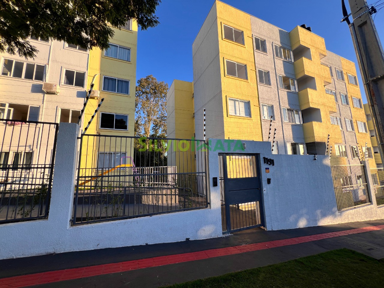 Apartamento para alugar em Jardim Rebouças, Maringá — Portal Chave Fácil
