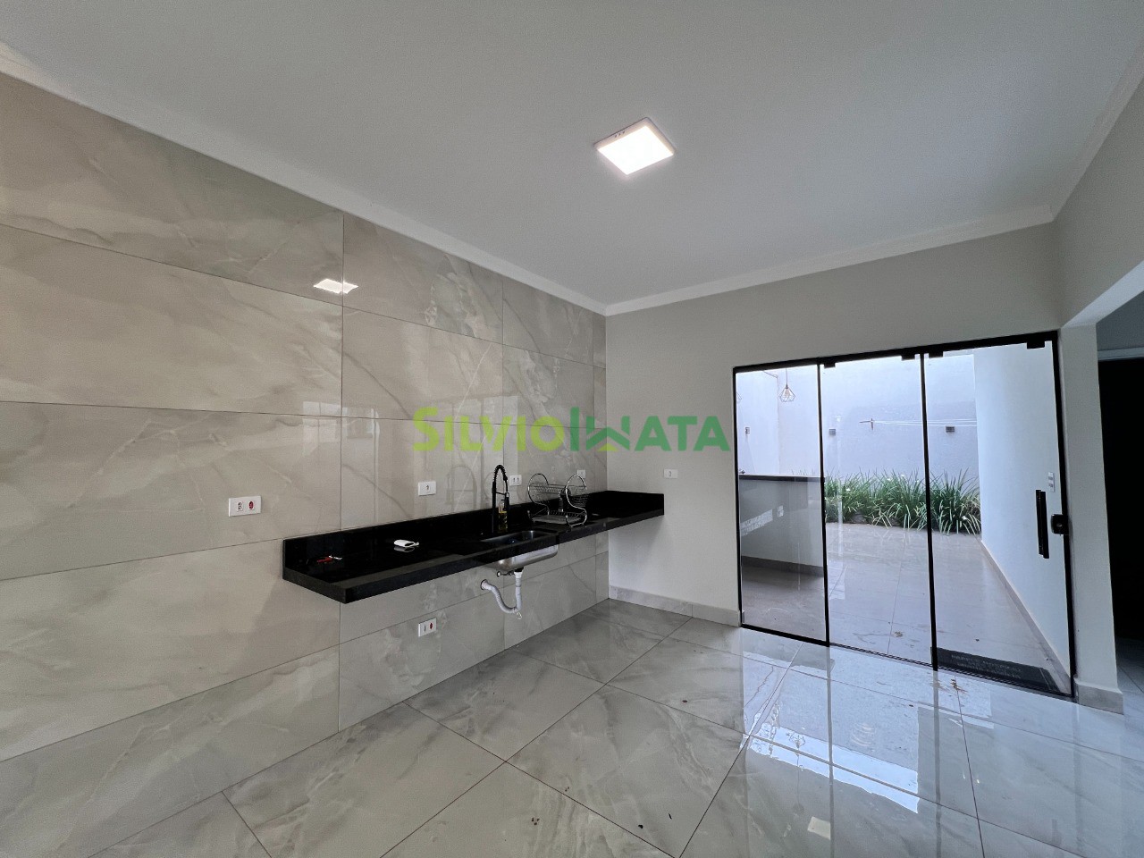 Casa para alugar em Ecovalley Ecologic City, Sarandi — Portal Chave Fácil