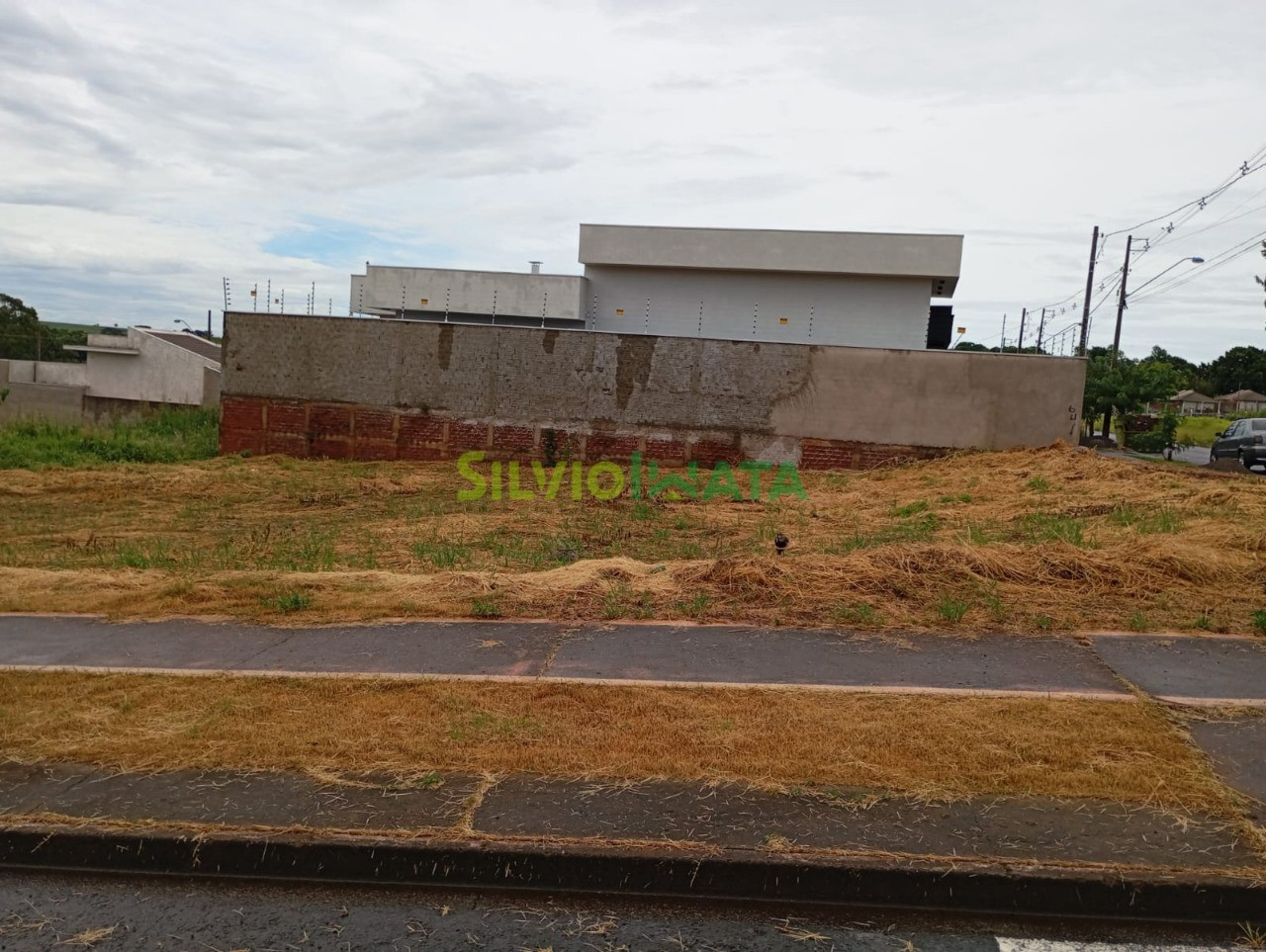 Terreno/Área à venda em Jardim Munique, Maringá — Portal Chave Fácil