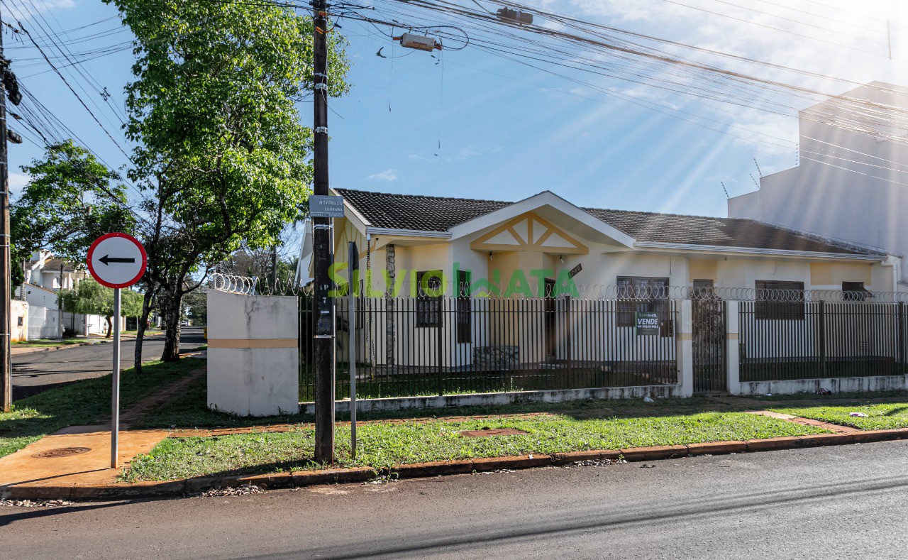 Casa à venda em Jardim Iguaçu, Maringá — Portal Chave Fácil