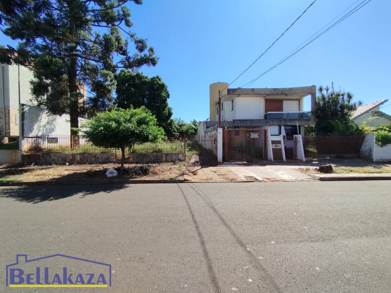 Casa à venda em Zona 08, Maringá — Portal Chave Fácil