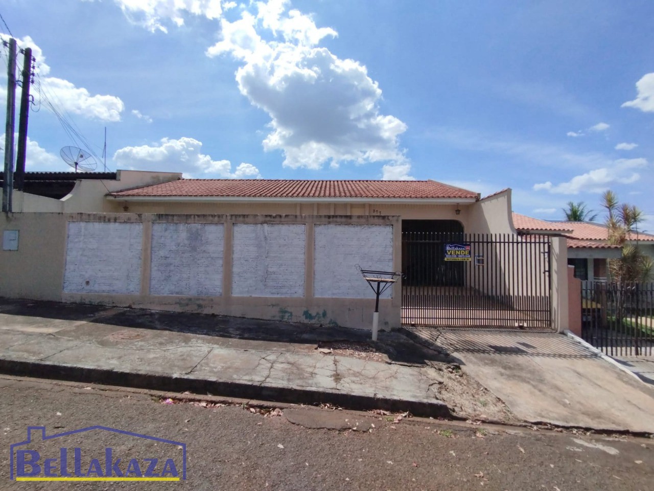 Casa à venda em Conjunto Residencial Cidade Alta, Maringá — Portal Chave Fácil