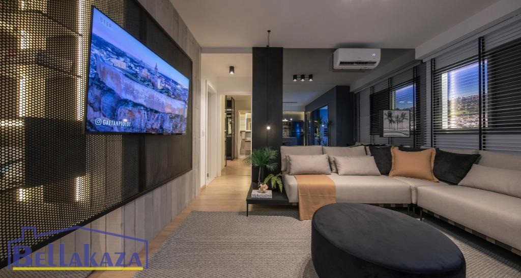 Casa à venda em Zona 08, Maringá — Portal Chave Fácil