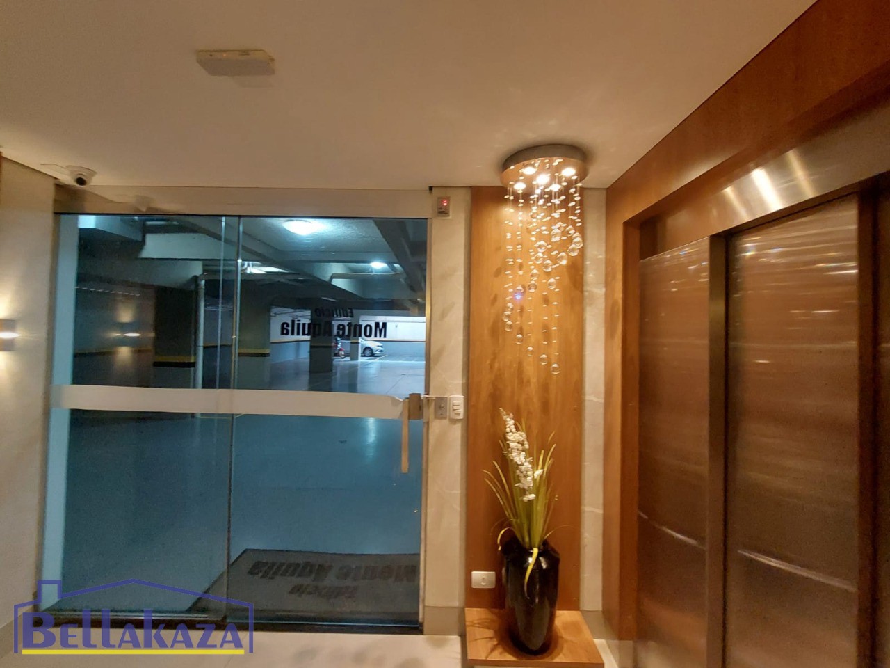 Comercial para alugar em Zona 03, Maringá — Portal Chave Fácil