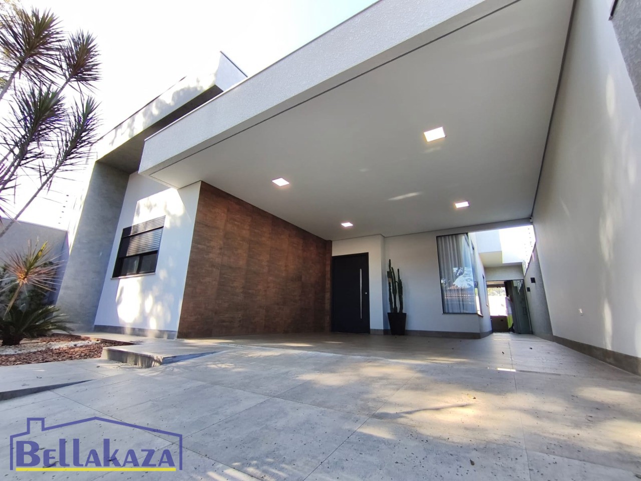 Casa à venda em Zona 08, Maringá — Portal Chave Fácil