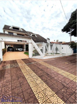 Casa à venda em Zona 04, Maringá — Portal Chave Fácil