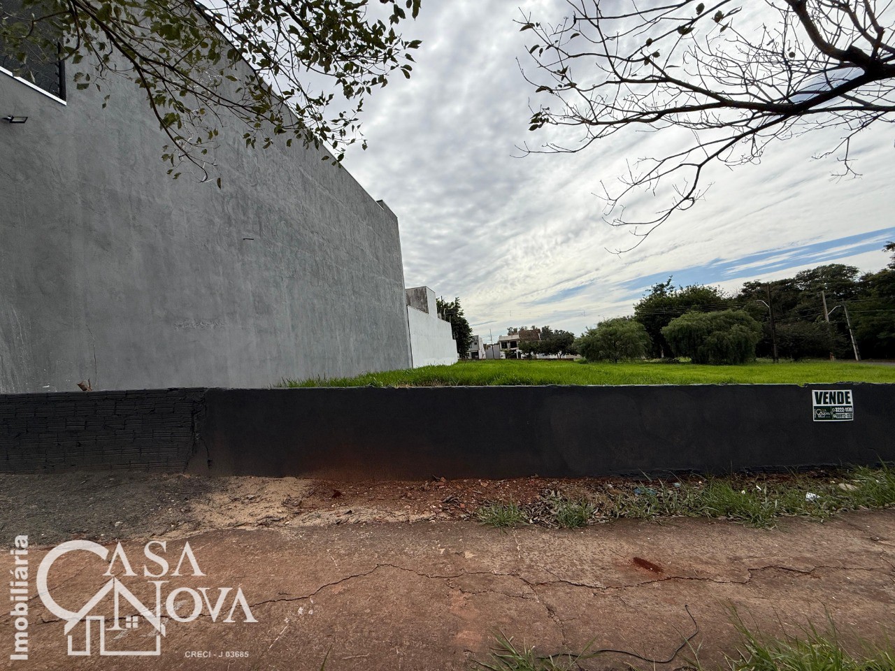 Terreno à venda em Zona 07, Maringá — Portal Chave Fácil