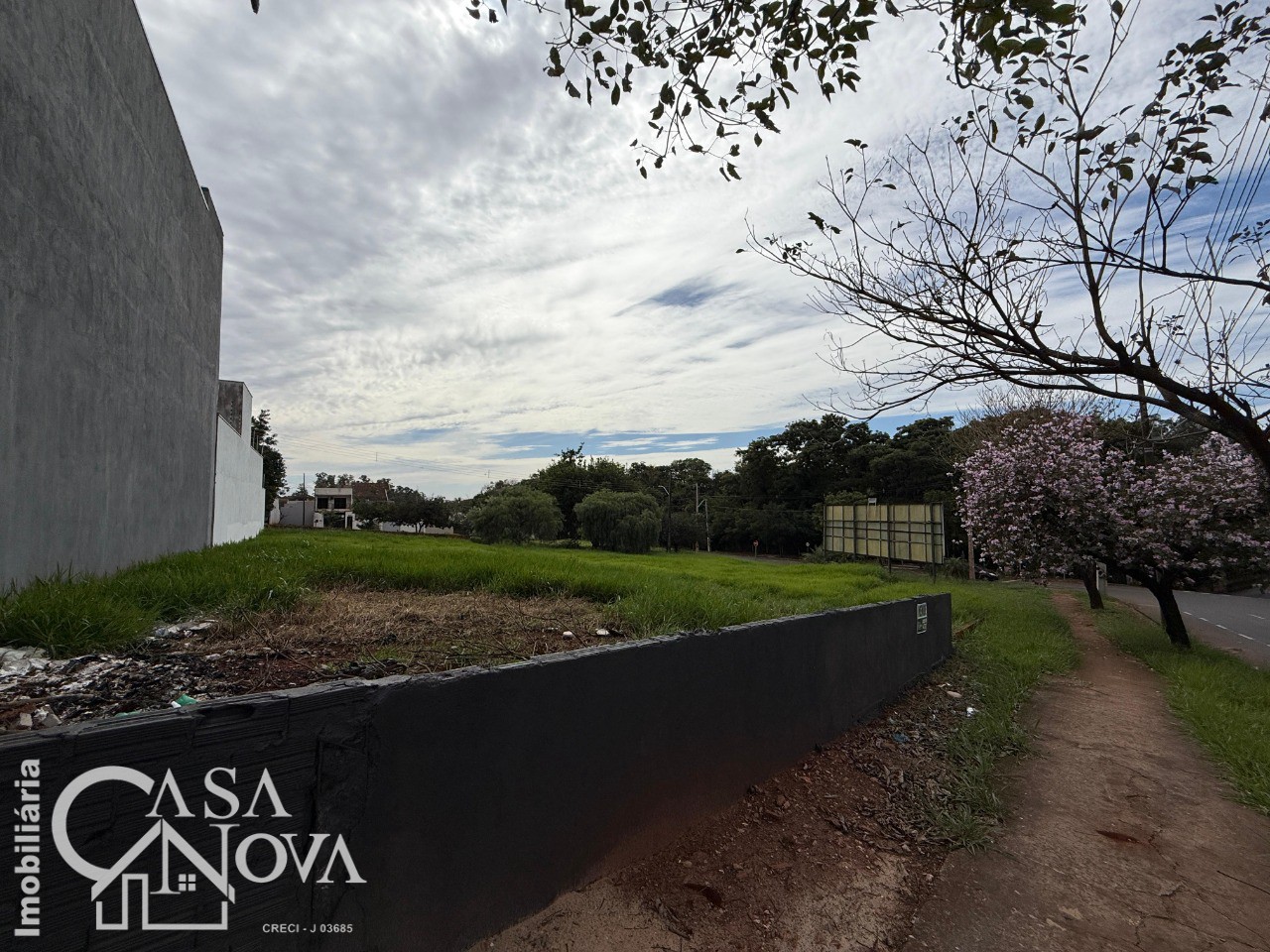 Terreno à venda em Zona 07, Maringá — Portal Chave Fácil