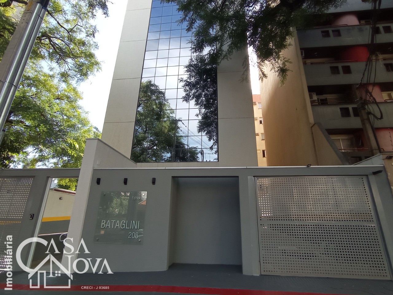 Apartamento para alugar em Zona 07, Maringá — Portal Chave Fácil