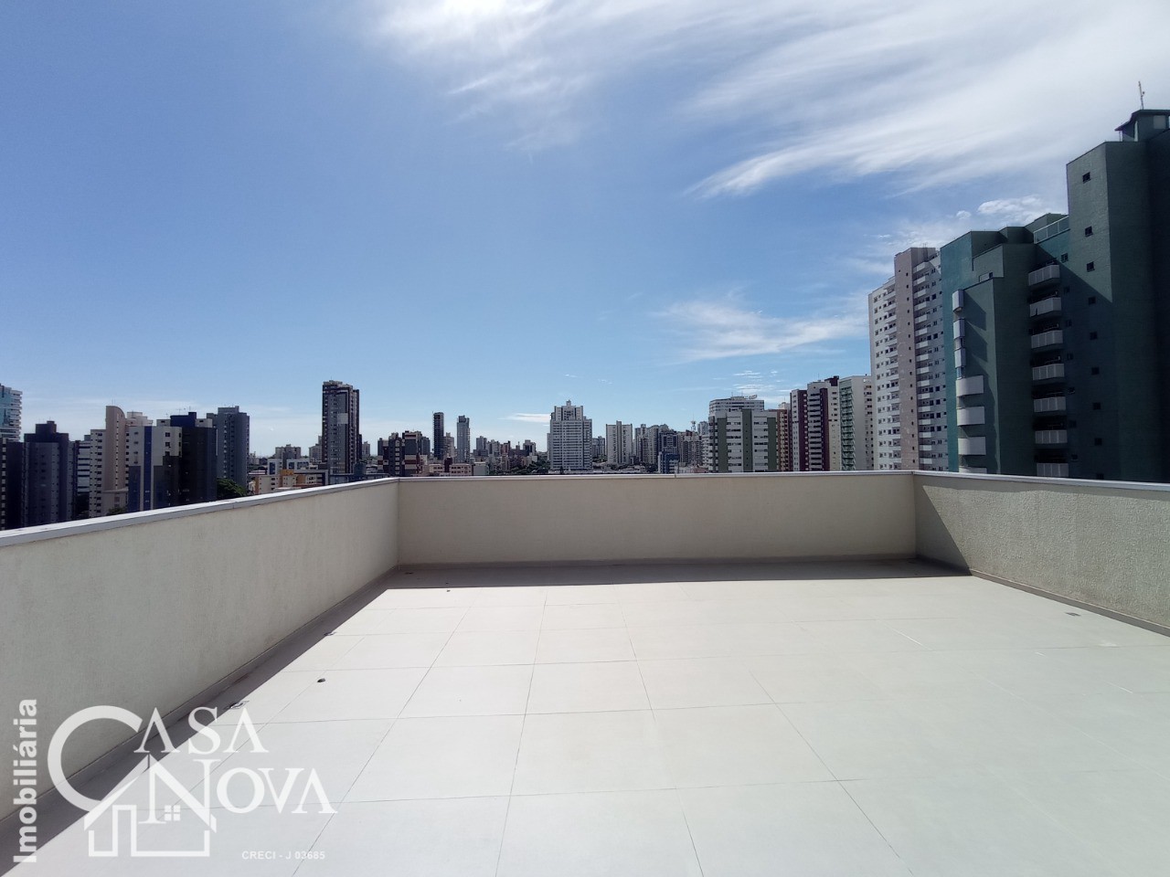 Apartamento para alugar em Zona 07, Maringá — Portal Chave Fácil