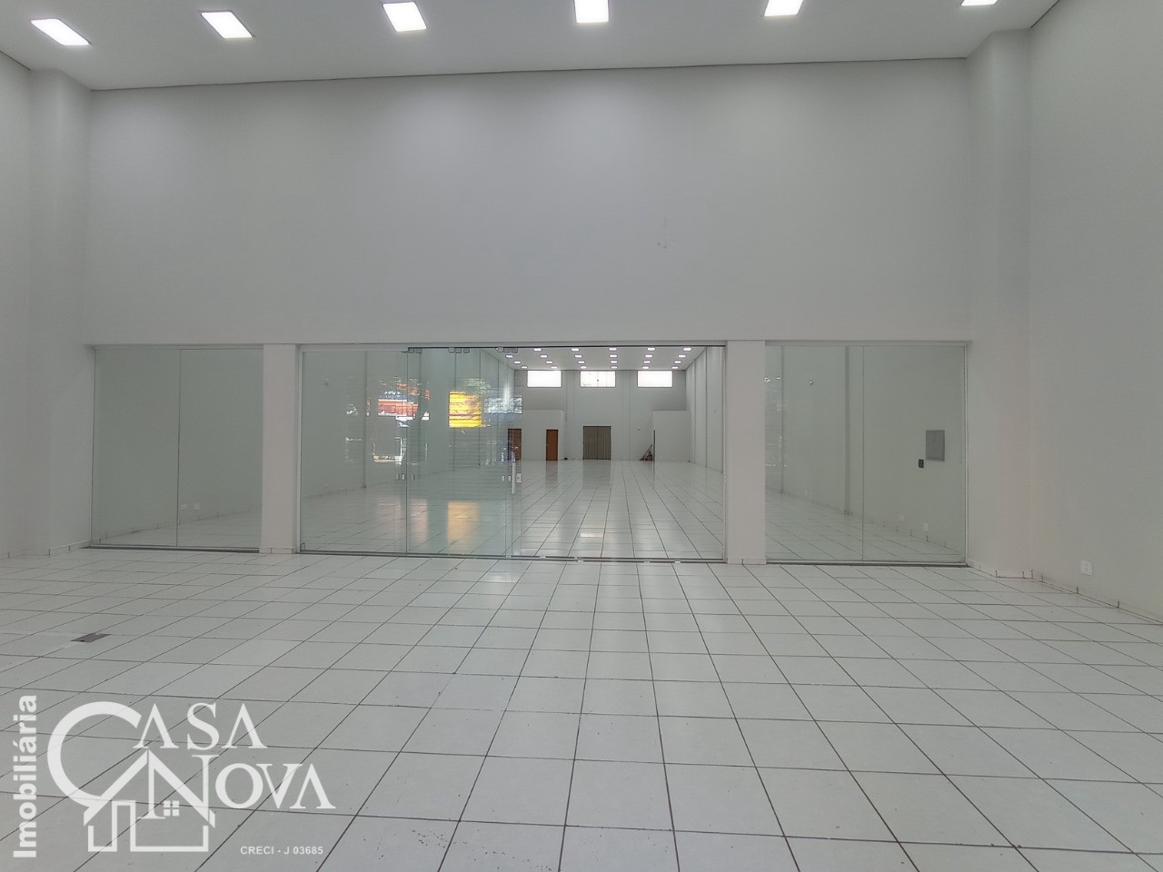 Ponto Comercial/Loja para alugar em Zona 01 Centro, Maringá — Portal Chave Fácil