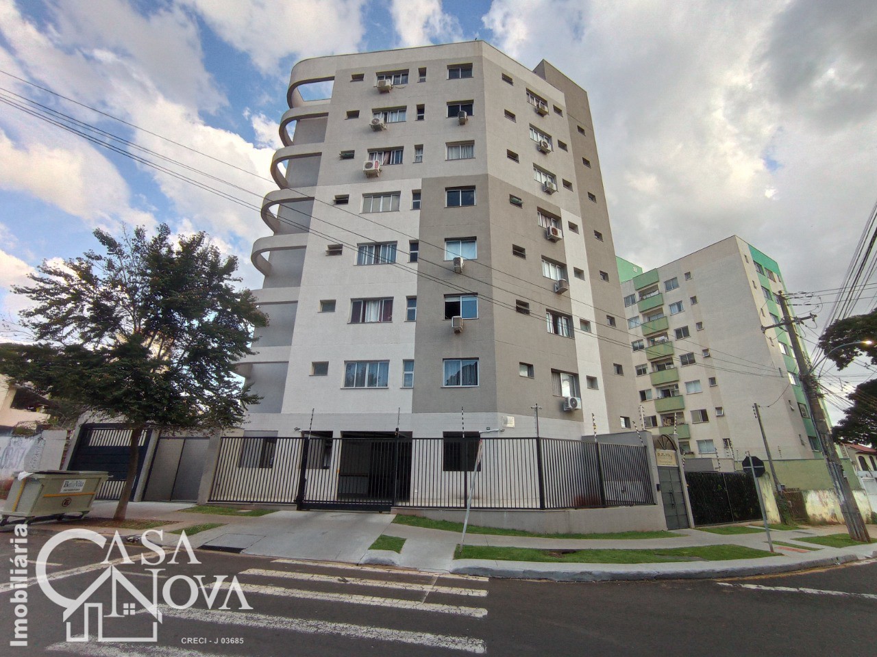 Apartamento para alugar em Zona 07, Maringá — Portal Chave Fácil