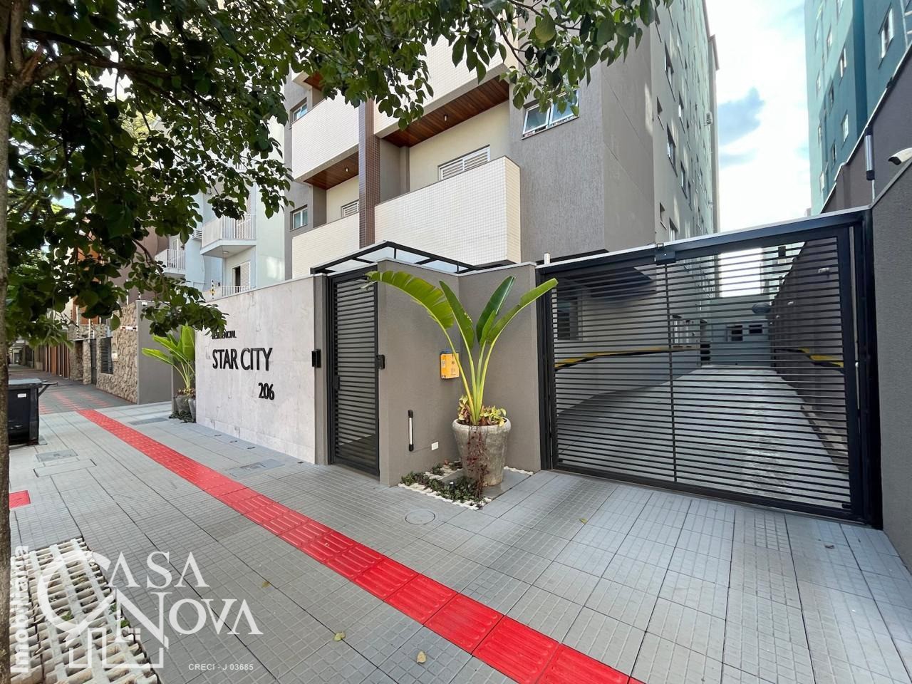 Apartamento para alugar em Zona 07, Maringá — Portal Chave Fácil