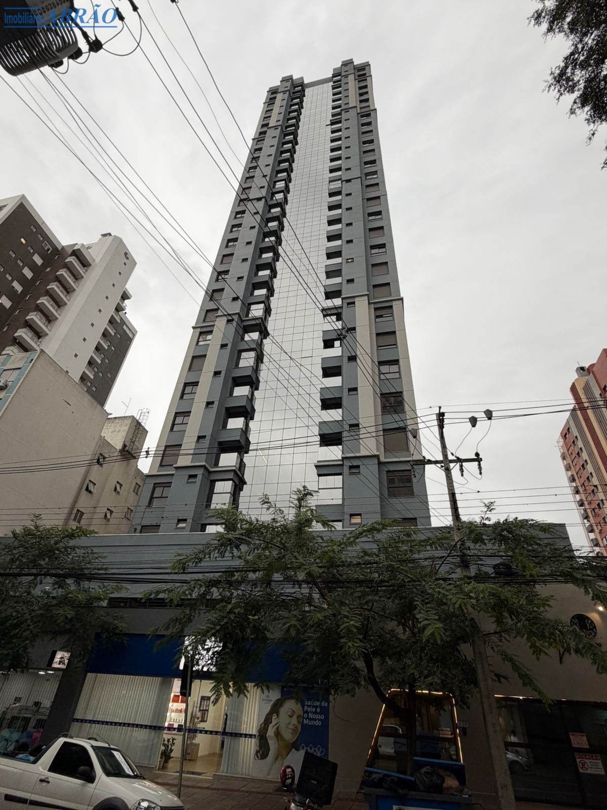 Apartamento à venda em Zona 01 Centro, Maringá — Portal Chave Fácil