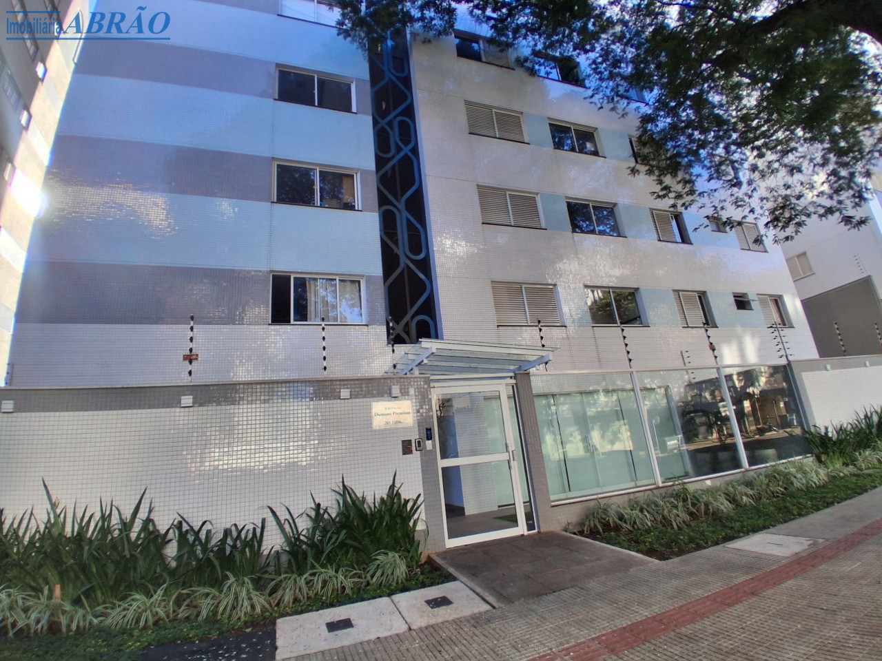 Apartamento para alugar em Zona 03, Maringá — Portal Chave Fácil