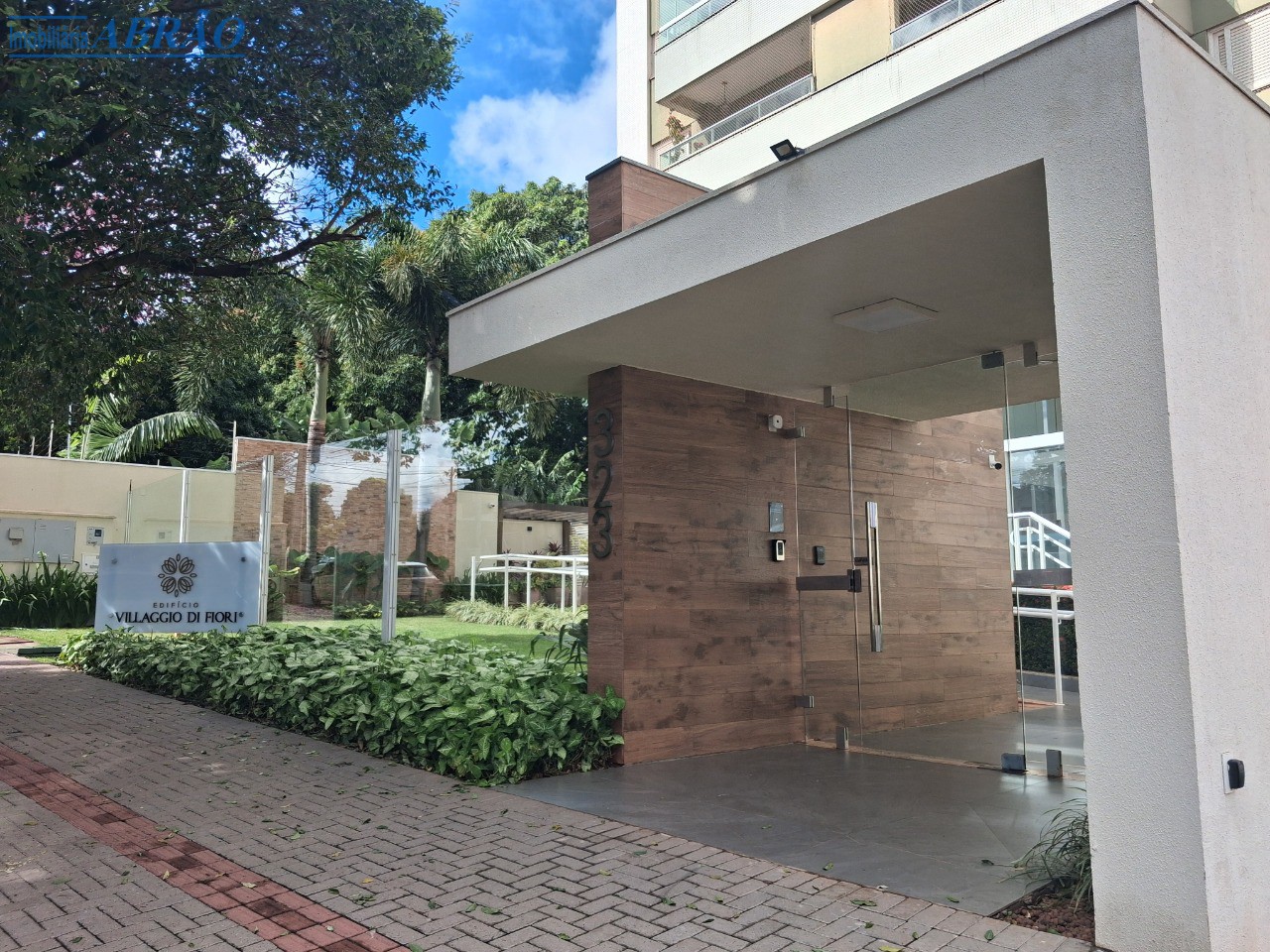 Apartamento para alugar em Vila Cleópatra, Maringá — Portal Chave Fácil