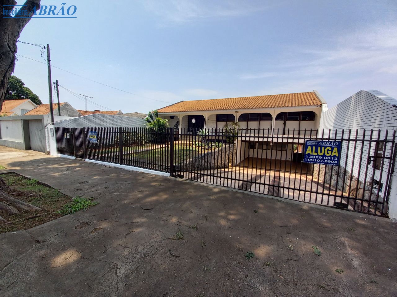 Casa para alugar em Zona 05, Maringá — Portal Chave Fácil