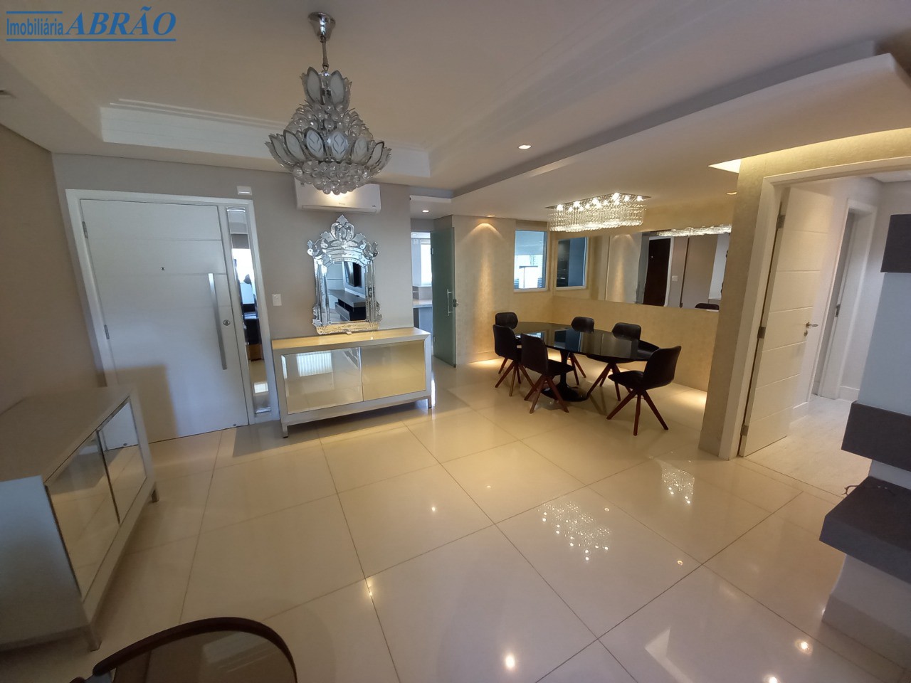 Apartamento para alugar em Zona 01 Centro, Maringá — Portal Chave Fácil