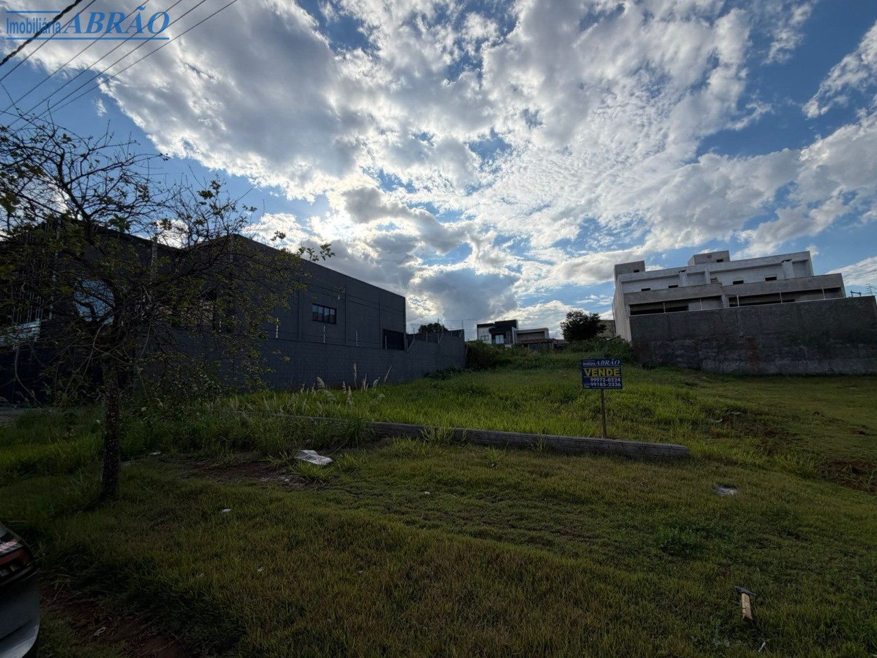 Terreno/Área à venda em Jardim Espanha, Maringá — Portal Chave Fácil