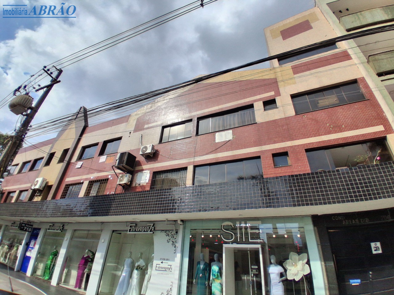 Apartamento para alugar em Zona 07, Maringá — Portal Chave Fácil