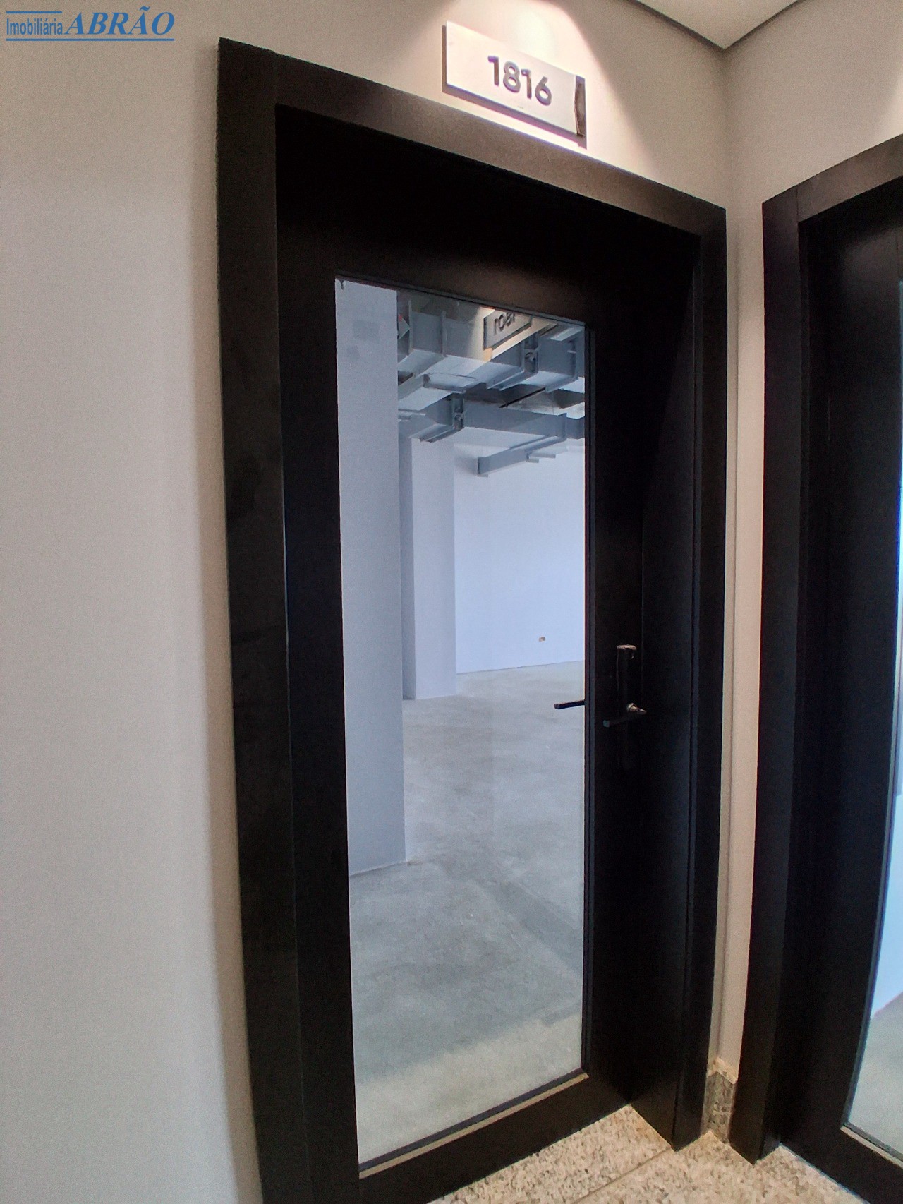 Sala/Conjunto Comercial para alugar em Zona 01 Centro, Maringá — Portal Chave Fácil