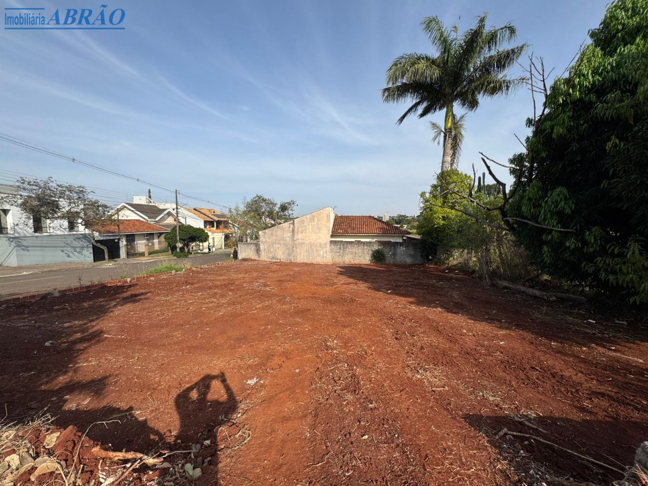 Terreno/Área para alugar em Conjunto Habitacional Inocente Vila Nova Júnior, Maringá — Portal Chave Fácil
