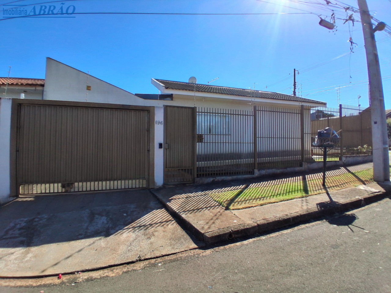 Casa à venda em Parque Das Laranjeiras, Maringá — Portal Chave Fácil