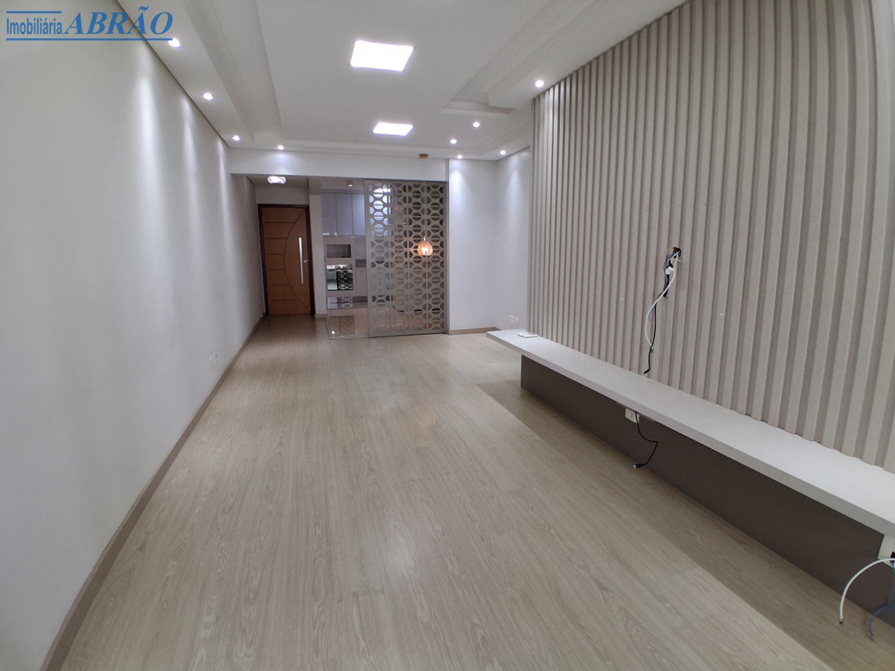 Apartamento para alugar em Zona 04, Maringá — Portal Chave Fácil