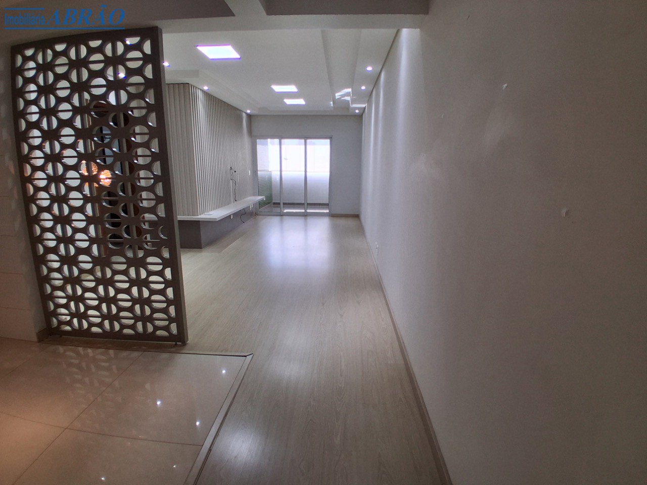 Apartamento para alugar em Zona 04, Maringá — Portal Chave Fácil