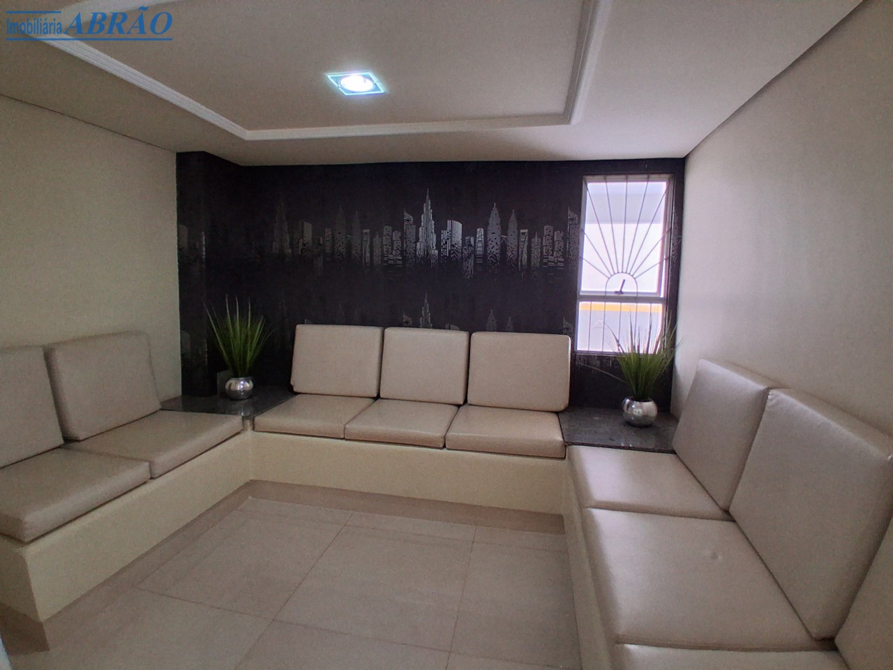 Apartamento para alugar em Vila Marumby, Maringá — Portal Chave Fácil