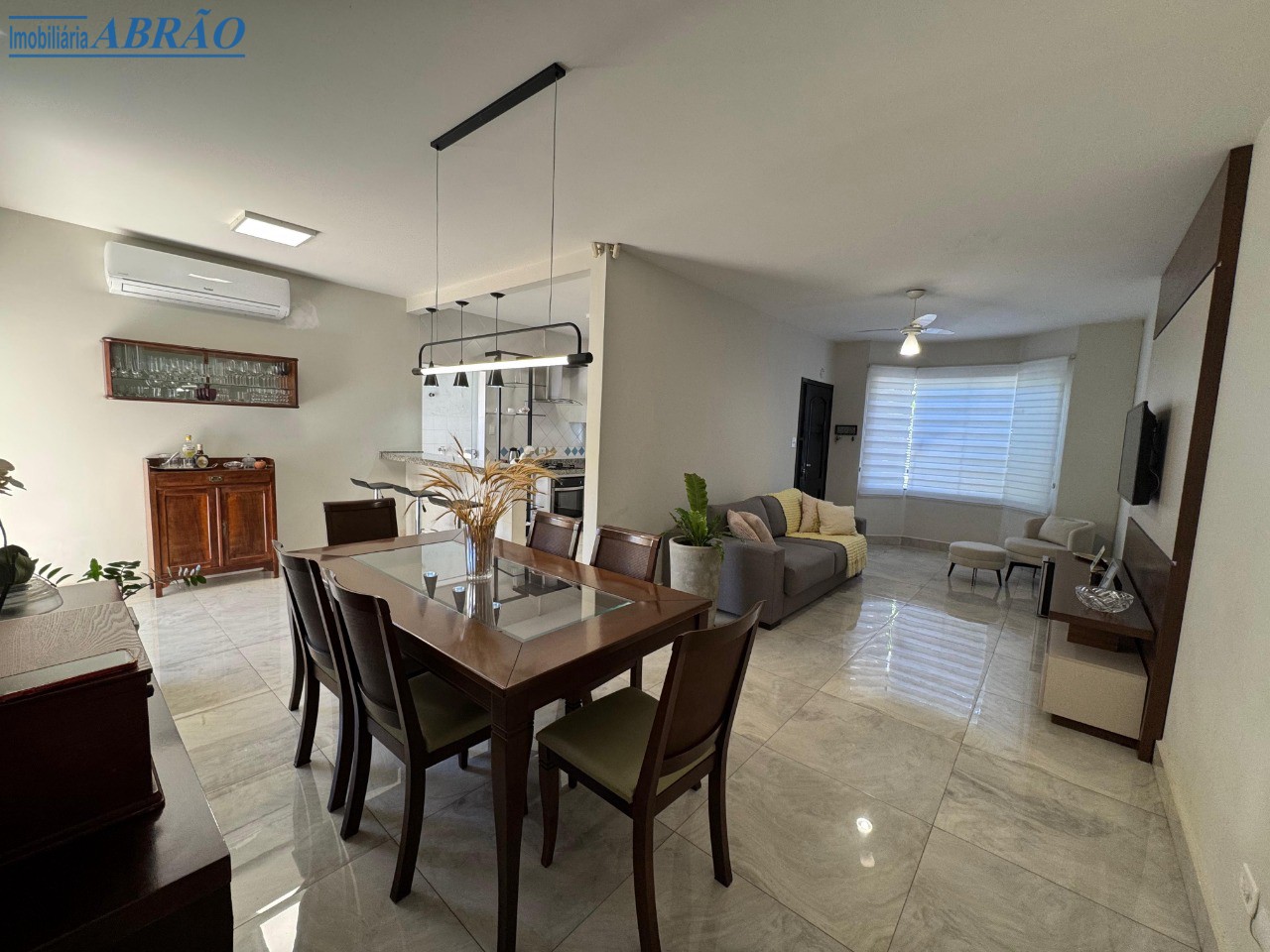 Casa à venda em Jardim Iguaçu, Maringá — Portal Chave Fácil