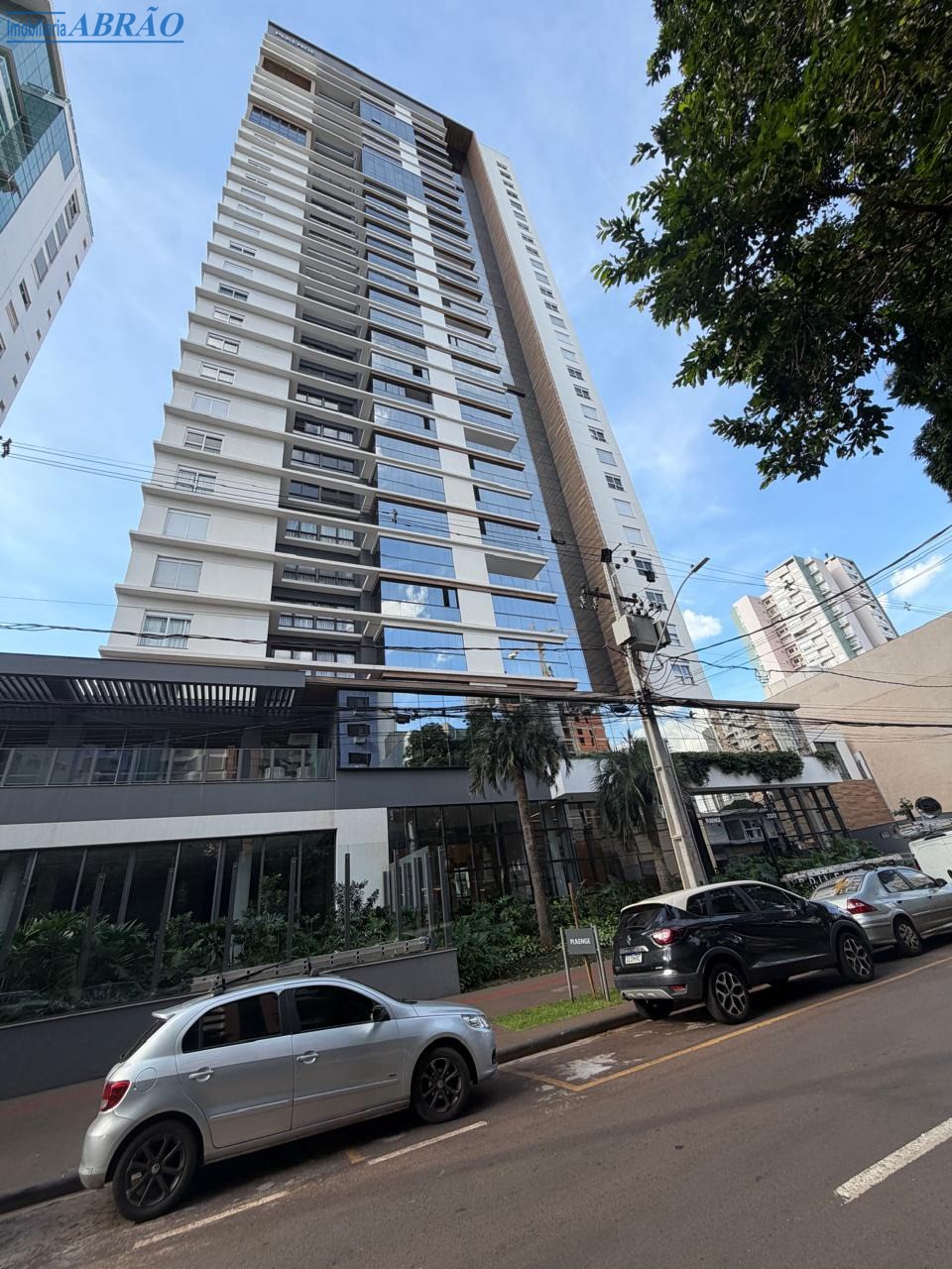 Apartamento à venda em Zona 03, Maringá — Portal Chave Fácil