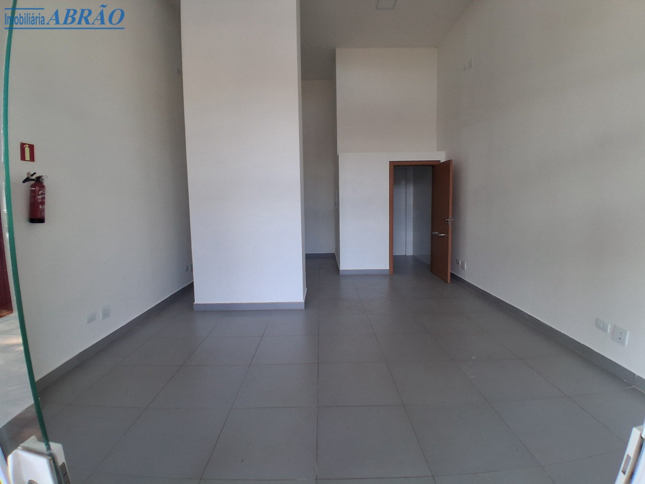 Sala/Conjunto Comercial para alugar em Zona 03, Maringá — Portal Chave Fácil