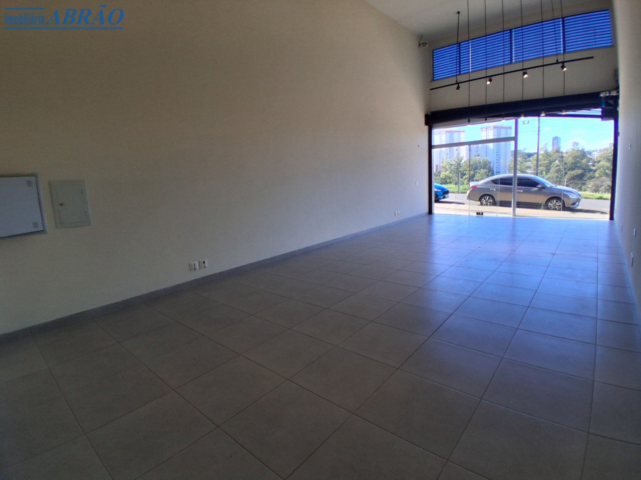Sala/Conjunto Comercial para alugar em Jardim Cidade Monções, Maringá — Portal Chave Fácil