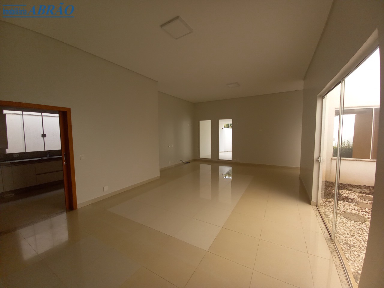 Casa para alugar em Jardim Fregadolli, Maringá — Portal Chave Fácil