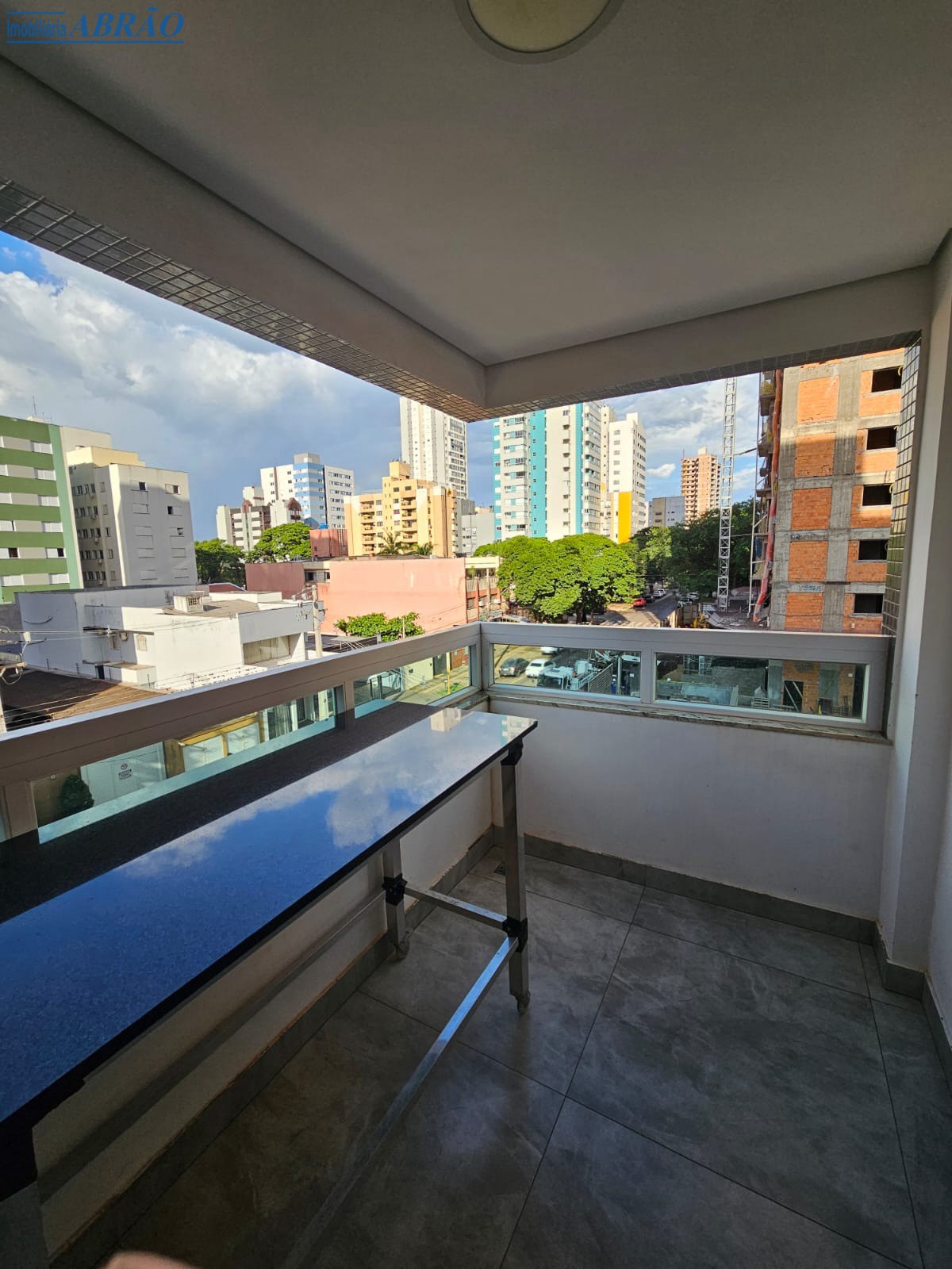 Apartamento à venda em Zona 01 Centro, Maringá — Portal Chave Fácil