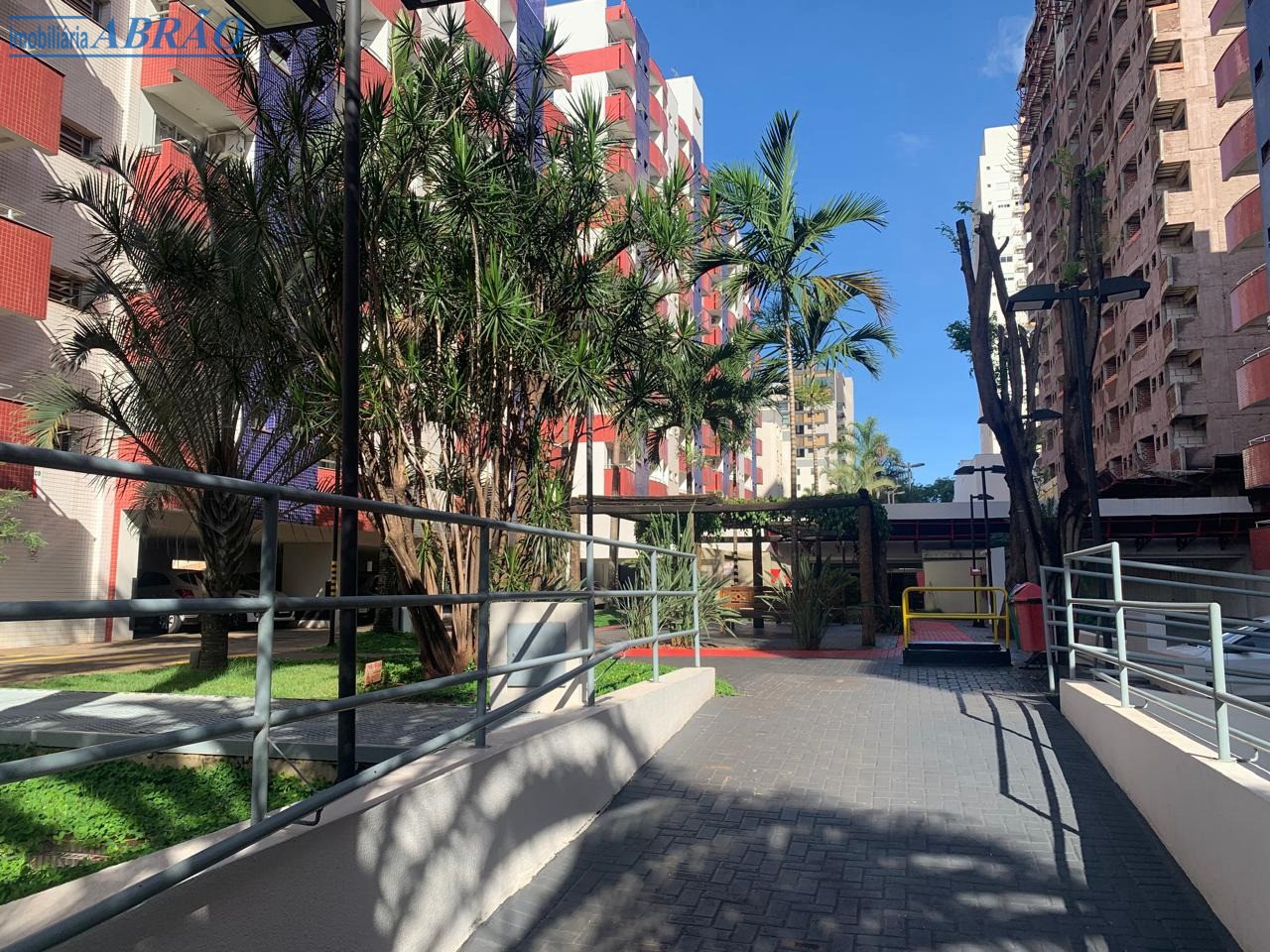 Kitnet para alugar em Zona 08, Maringá — Portal Chave Fácil