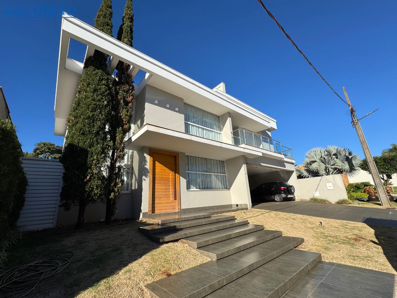 Casa à venda em Zona 05, Maringá — Portal Chave Fácil