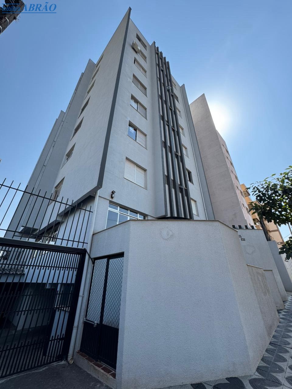 Apartamento à venda em Zona 07, Maringá — Portal Chave Fácil