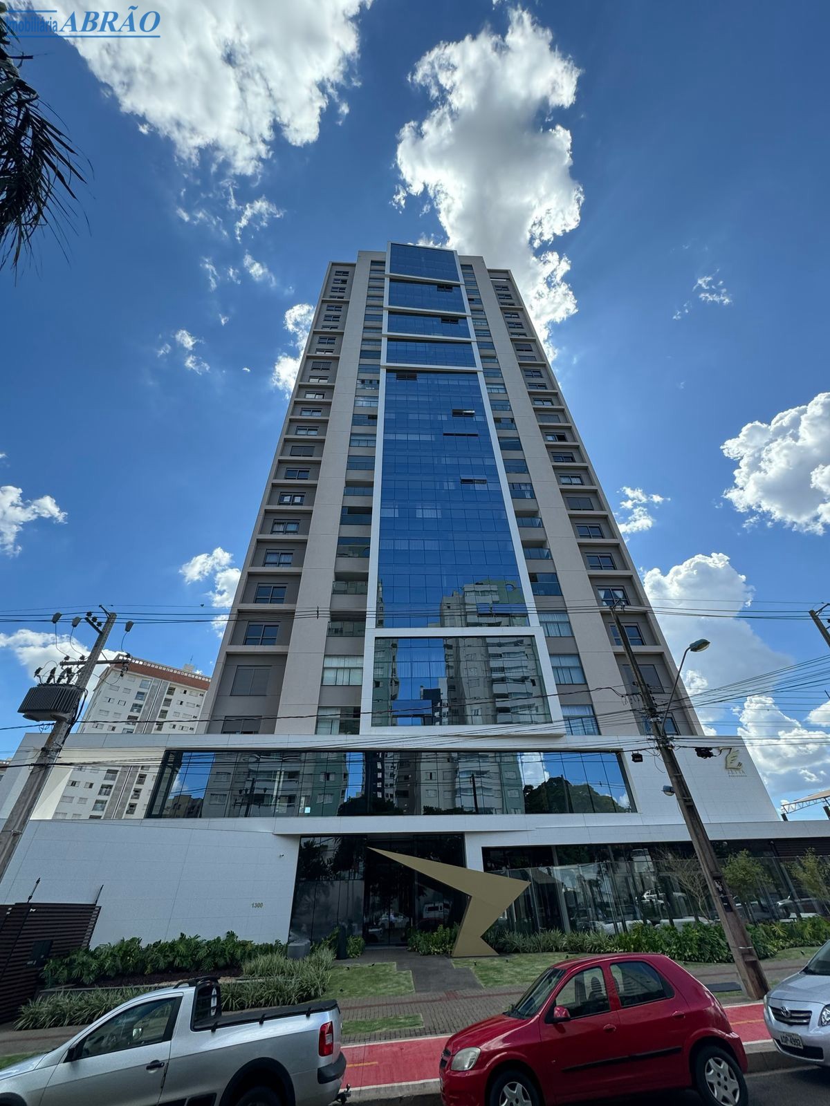 Apartamento à venda em Zona 02, Maringá — Portal Chave Fácil