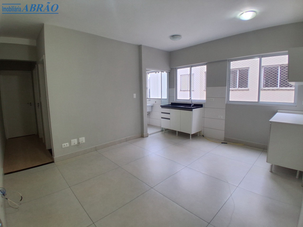 Apartamento para alugar em Zona 03, Maringá — Portal Chave Fácil