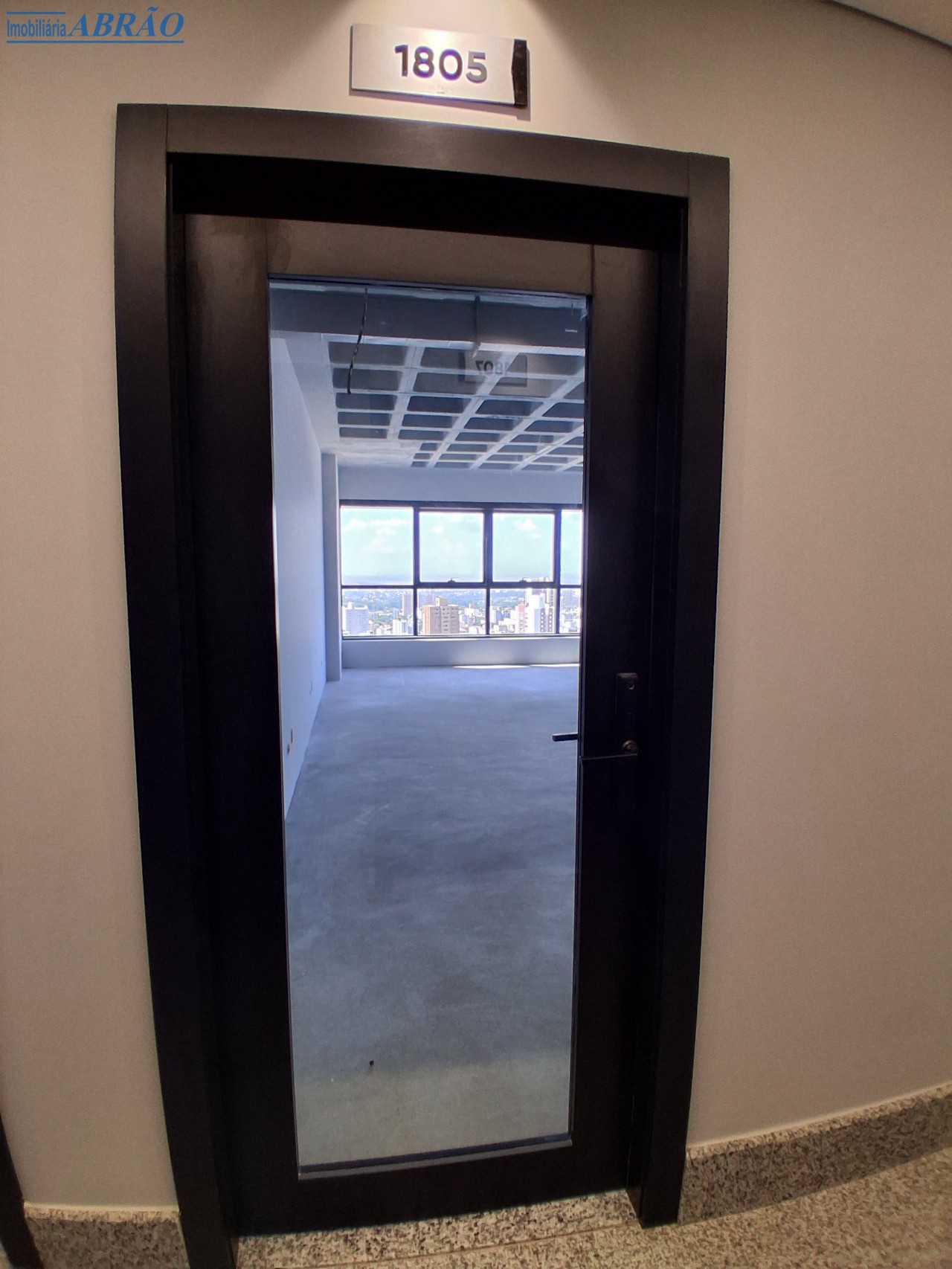 Sala/Conjunto Comercial para alugar em Zona 01 Centro, Maringá — Portal Chave Fácil