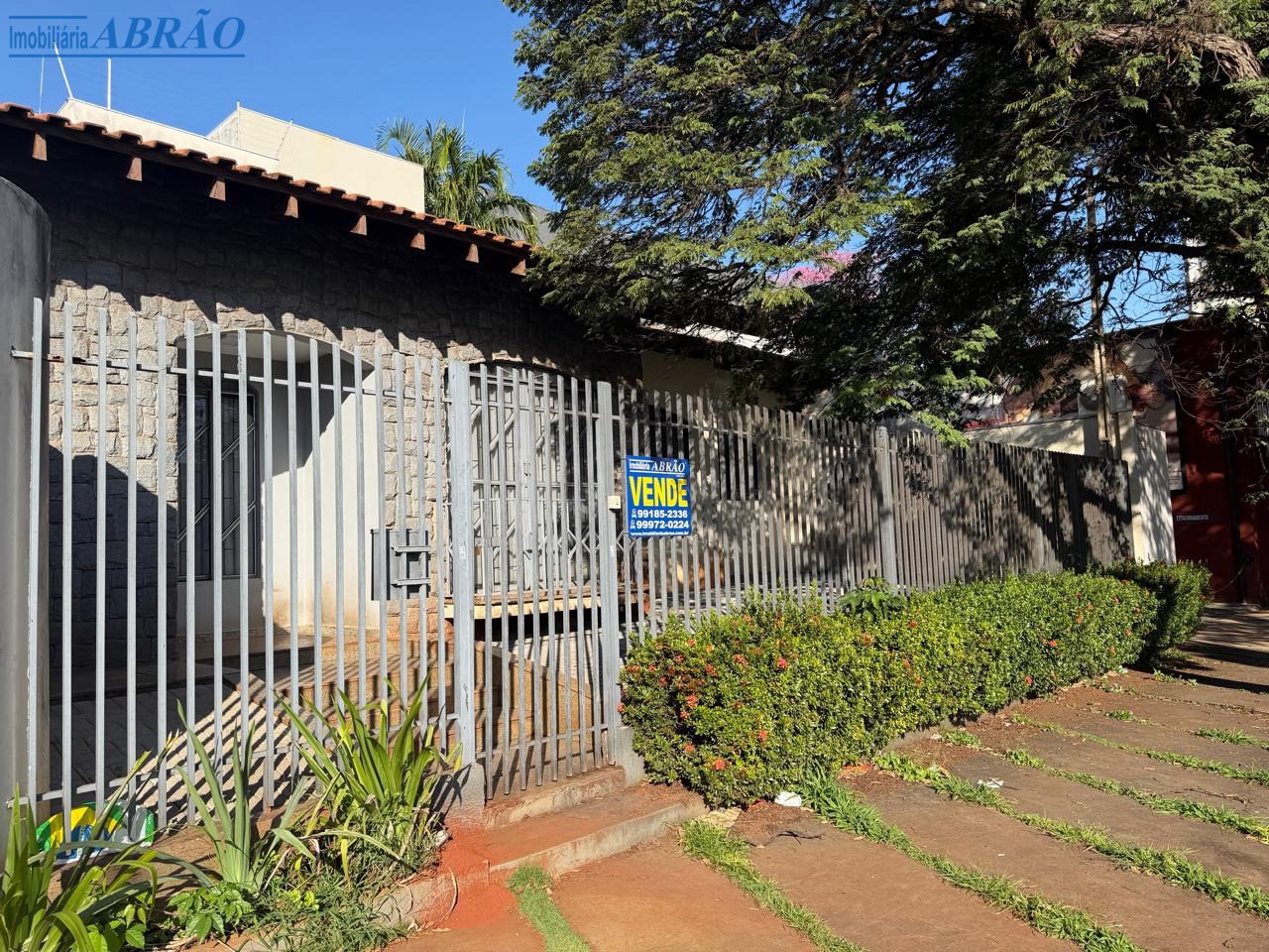 Casa à venda em Zona 02, Maringá — Portal Chave Fácil