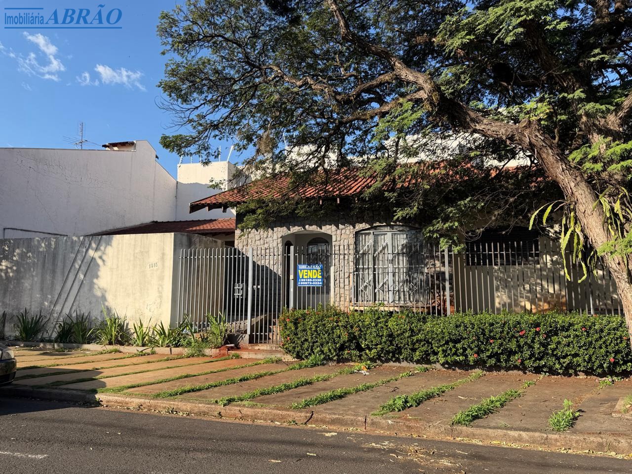 Casa à venda em Zona 02, Maringá — Portal Chave Fácil